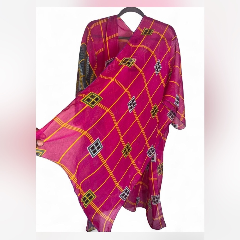 Pink Geometric Women's Cardigan - Picture 4 of 5